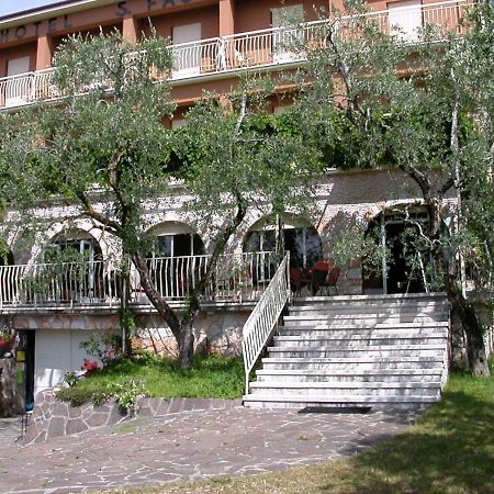Hotel San Faustino Torri Del Benaco Exterior photo