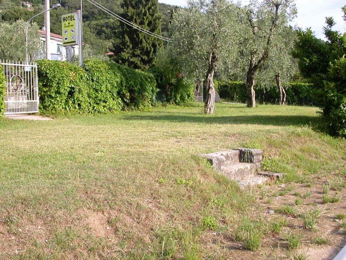 Hotel San Faustino Torri Del Benaco Exterior photo