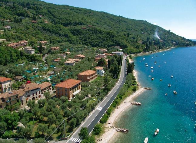 Hotel San Faustino Torri Del Benaco Exterior photo