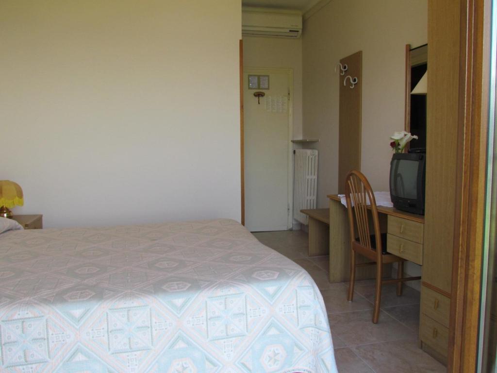 Hotel San Faustino Torri Del Benaco Room photo