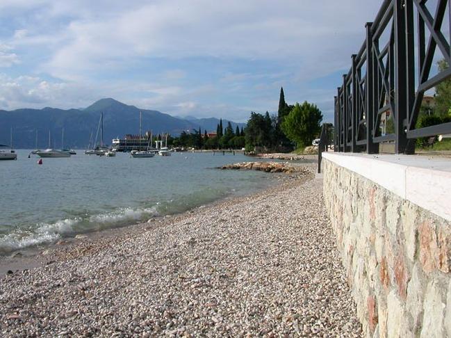Hotel San Faustino Torri Del Benaco Exterior photo